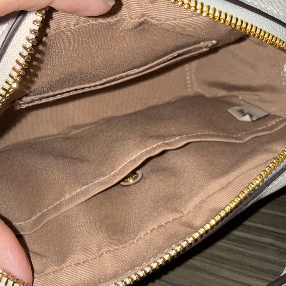 Coach Off-White Crossbody Bag and Wallet Set - Picture 4 of 7